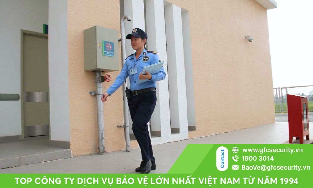 bảo vệ tuần tra giám sát